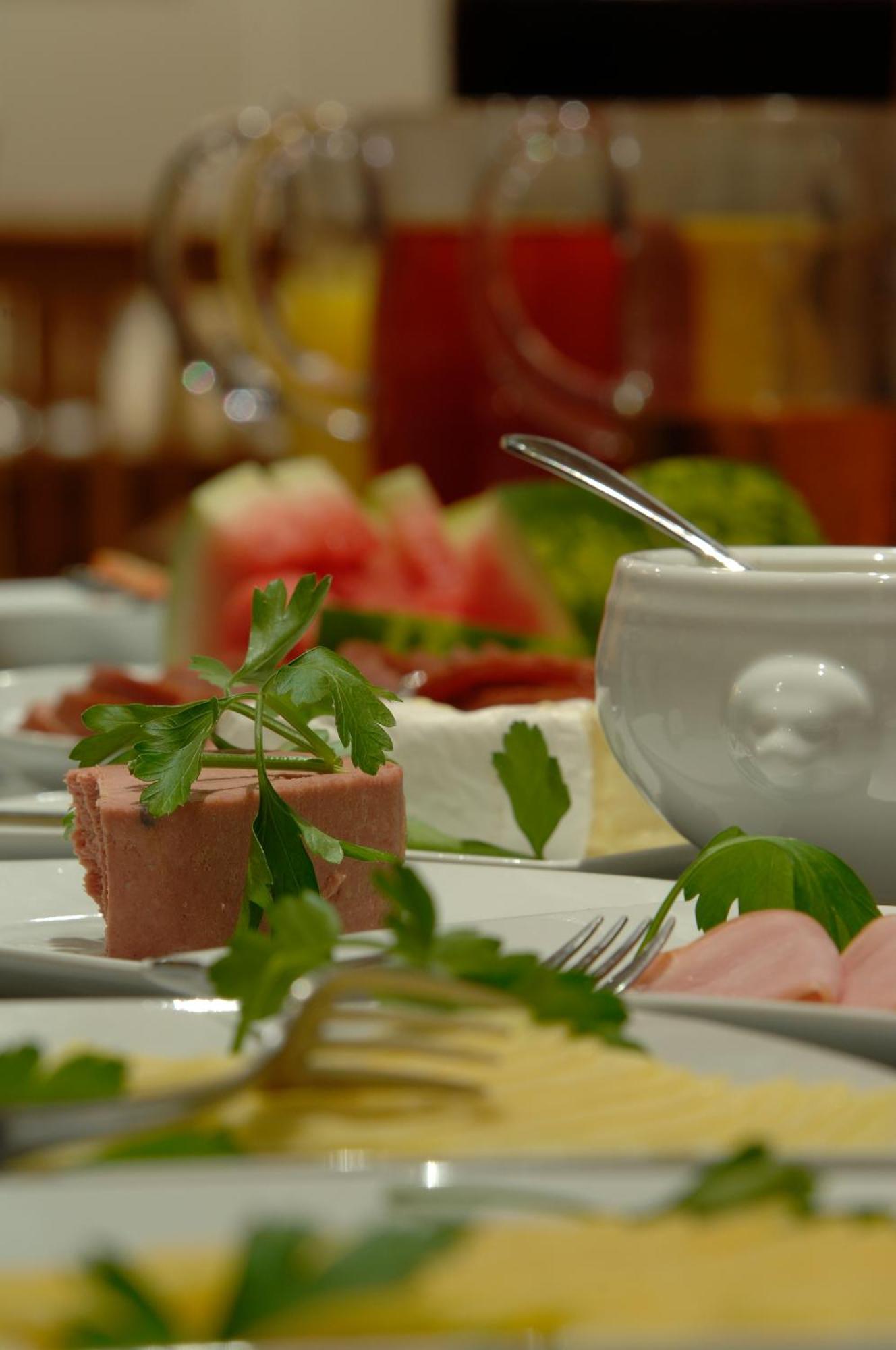 Hotel Hehrne Koek & Konferens Vänersborg Екстериор снимка