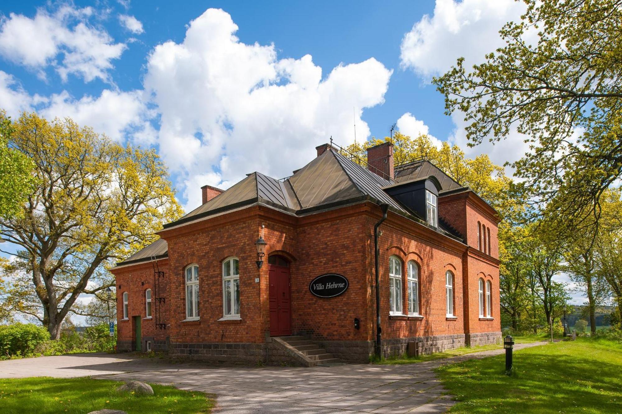 Hotel Hehrne Koek & Konferens Vänersborg Екстериор снимка