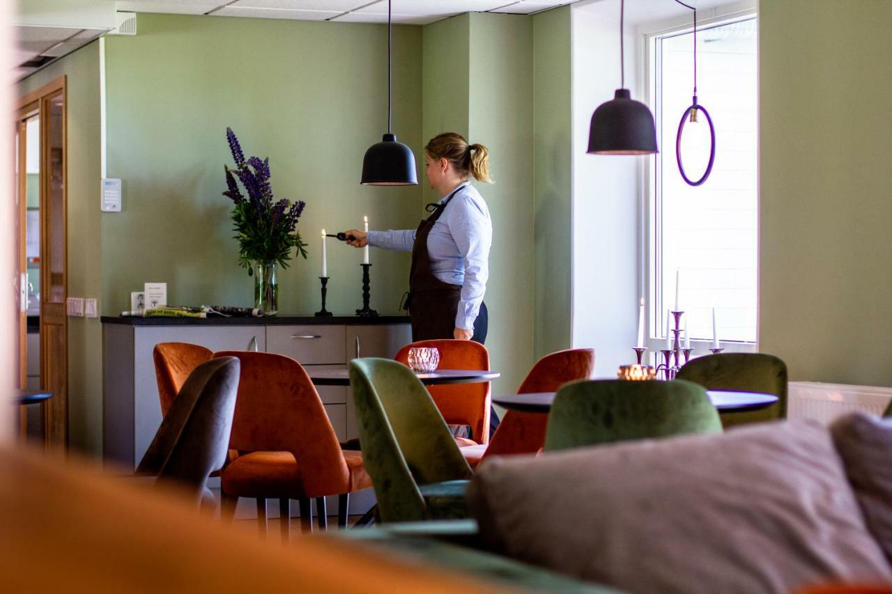 Hotel Hehrne Koek & Konferens Vänersborg Екстериор снимка